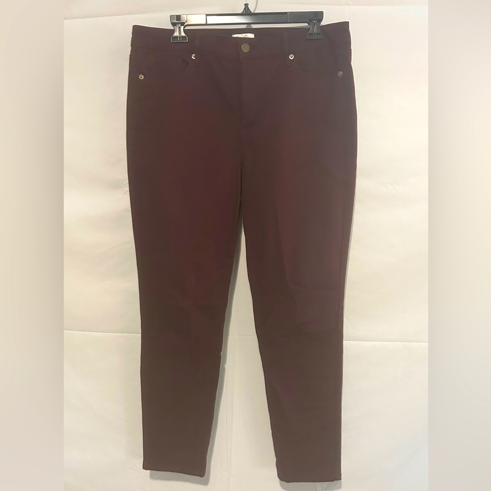 Jessica Simpson High Rise Skinny Ankle Burgundy Size 10